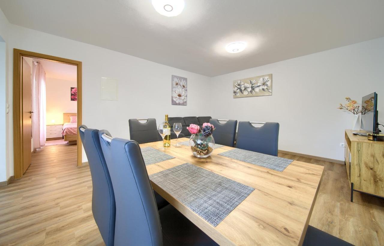Apartment Mladen Крк Экстерьер фото