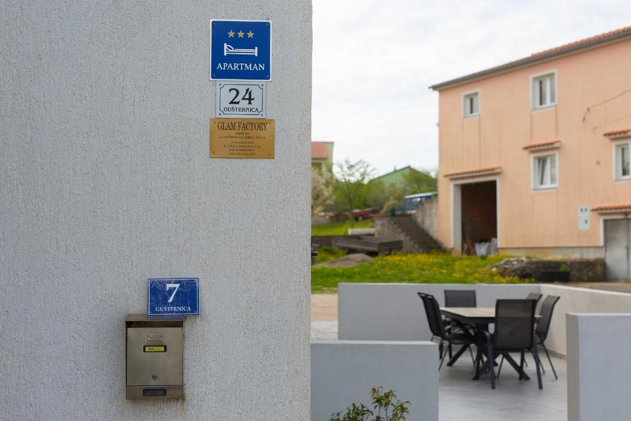 Apartment Mladen Крк Экстерьер фото