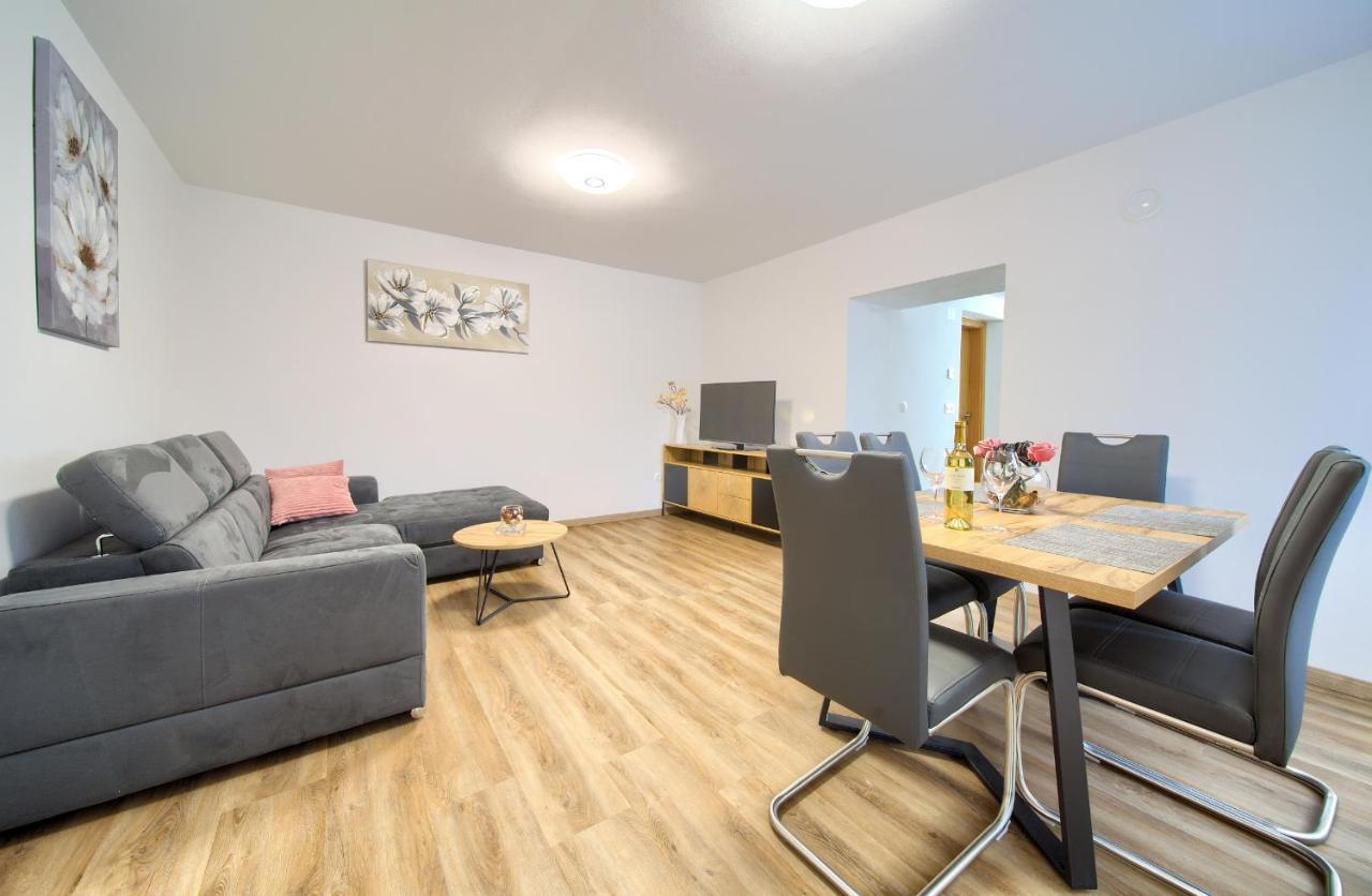 Apartment Mladen Крк Экстерьер фото